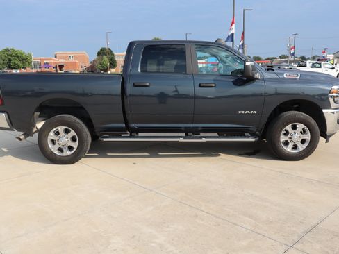 Used 2026 RAM 2500 Big Horn AWD/4WD image 4