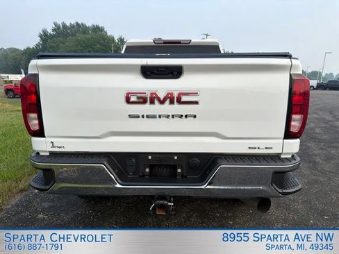 Used 2023 GMC Sierra 2500 SLE AWD/4WD image 4