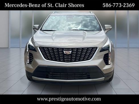 Used 2023 Cadillac XT4 Premium Luxury w/ Cold Weather Package AWD/4WD image 9
