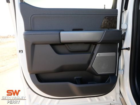 New 2026 Ford F350 Lariat w/ Black Appearance Package image 13