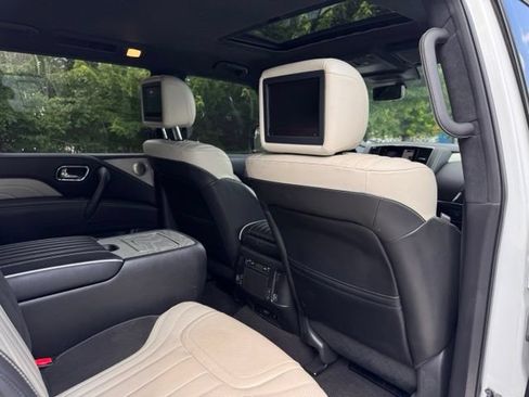 Used 2020 INFINITI QX80 Limited w/ All-Season Package AWD/4WD image 19
