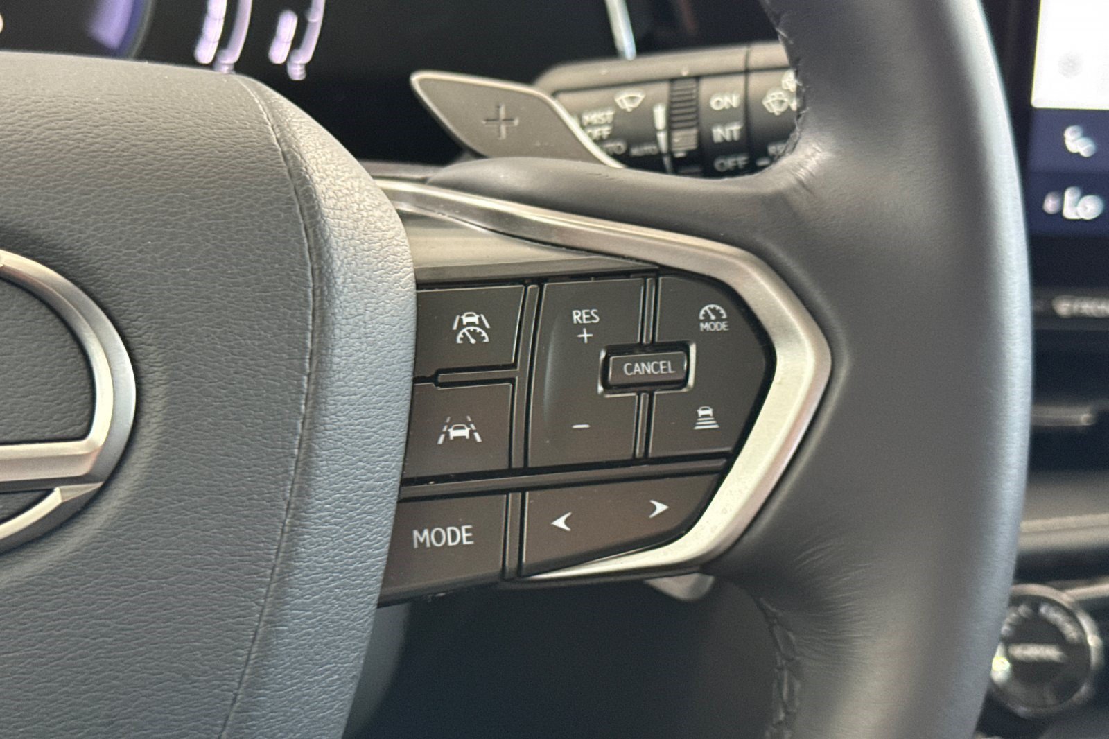 Used 2026 Lexus NX 350h AWD w/ Accessory Package (2T) image 32
