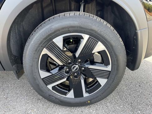 New 2026 Nissan Kicks SV w/ SV Premium Package AWD/4WD image 11