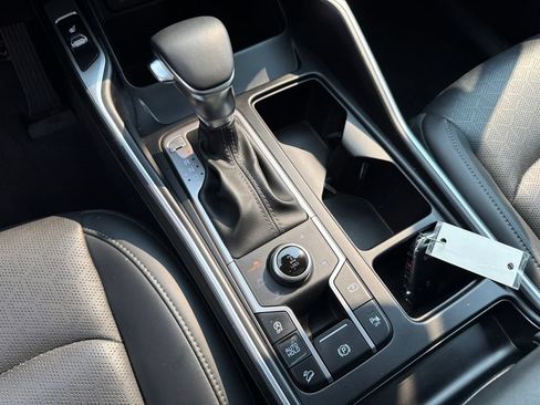 Certified 2023 Kia Sorento X-Line EX AWD/4WD image 21