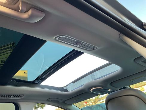 Used 2026 Hyundai Ioniq 9 Limited image 67