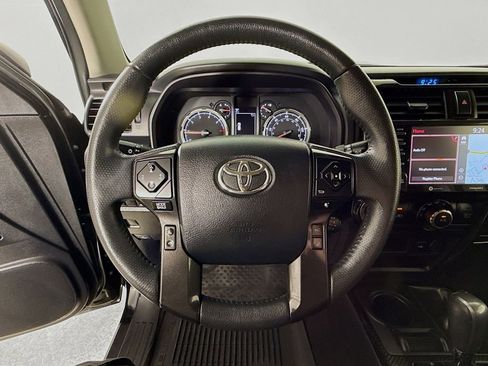 Certified 2021 Toyota 4Runner Venture w/ Moonroof Package AWD/4WD image 13