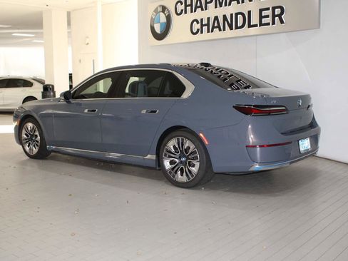 Certified 2023 BMW i7 xDrive60 image 5