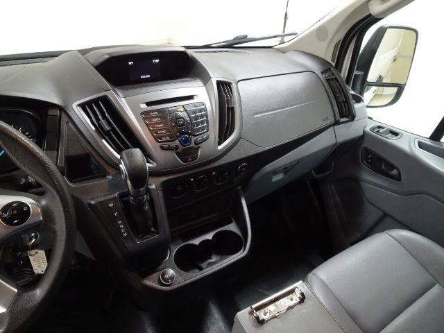 Used 2018 Ford Transit 250 148 Medium Roof RWD image 31