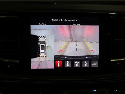 Used 2022 Chrysler Pacifica Limited image 30