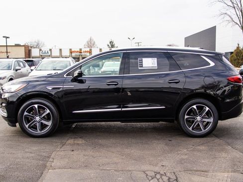 Used 2020 Buick Enclave Essence w/ Sport Touring Edition image 8