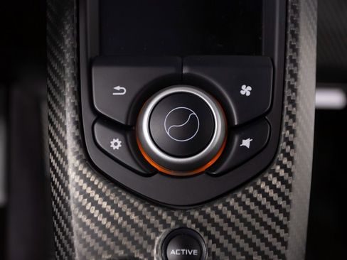 Used 2014 McLaren P1 image 21