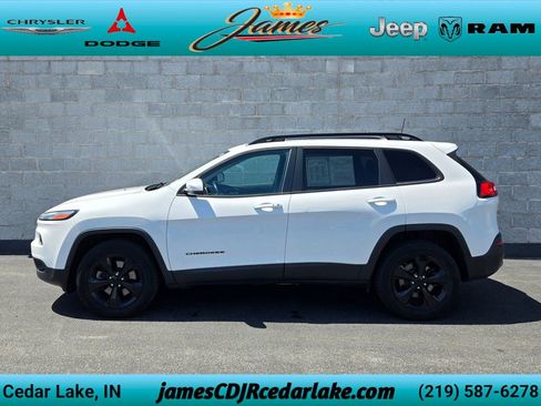 Used 2018 Jeep Cherokee Limited w/ High Altitude Package AWD/4WD image 2