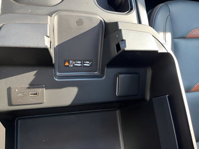Certified 2025 GMC Sierra 2500 AT4 w/ AT4 Premium Plus Package AWD/4WD image 23