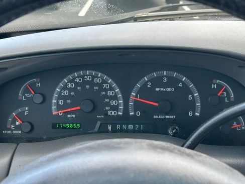 Used 2002 Ford F150 XLT RWD image 22