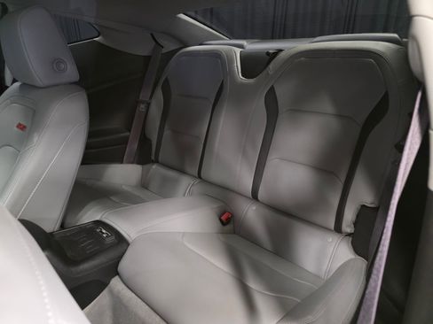 Used 2017 Chevrolet Camaro SS RWD image 33