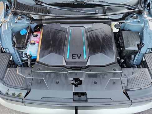 Used 2024 Hyundai Ioniq 5 SEL image 23