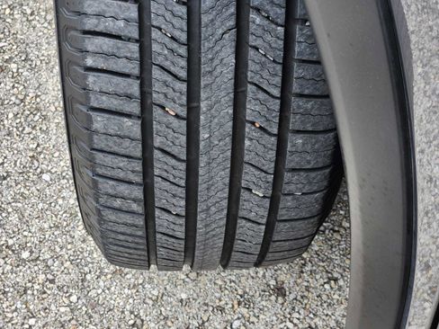 Used 2023 Nissan Rogue SV FWD image 10
