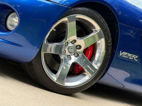 Used 2006 Dodge Viper SRT-10 image 5