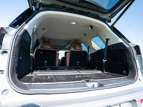 Used 2022 Nissan Pathfinder Platinum w/ Lighting Package (N93) image 53