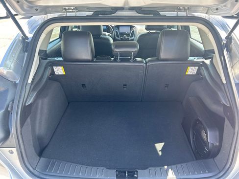 Used 2014 Ford Focus Titanium FWD image 11