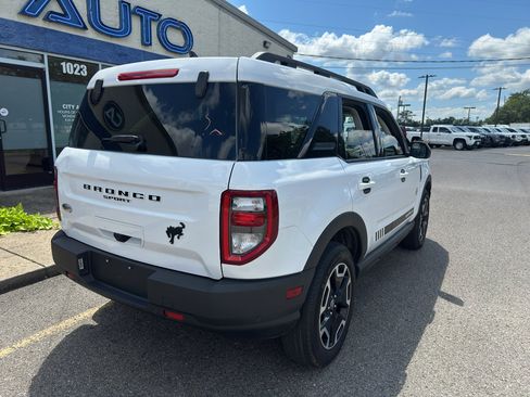 Used 2023 Ford Bronco Sport Outer Banks w/ Tech Package AWD/4WD image 4