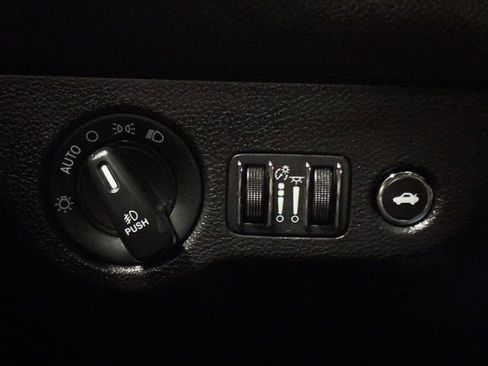 Used 2021 Dodge Challenger R/T RWD image 18
