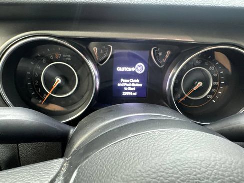 Used 2022 Jeep Wrangler Sport AWD/4WD image 52