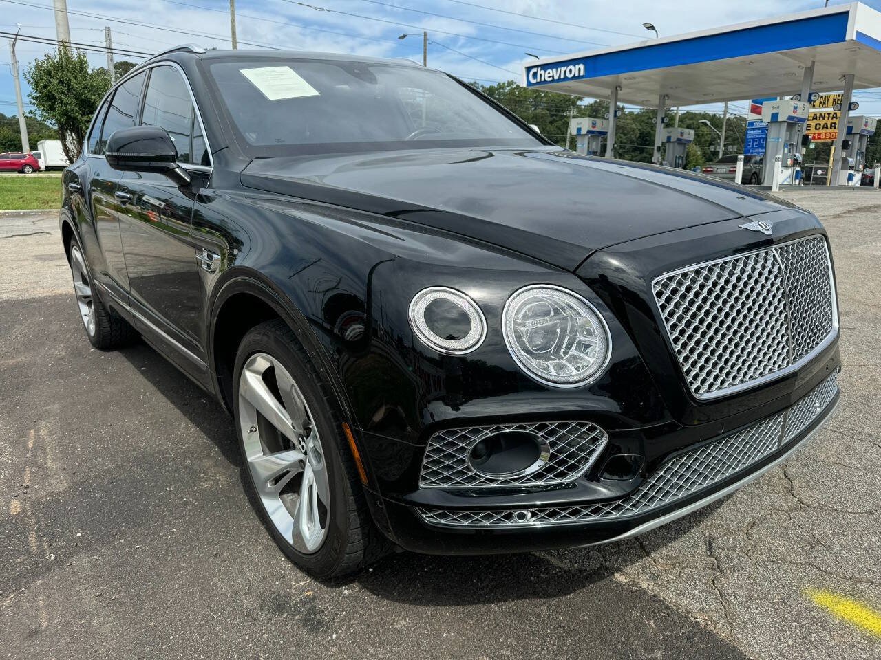 Used 2017 Bentley Bentayga AWD/4WD image 7