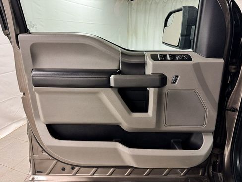 Used 2019 Ford F150 XLT w/ Equipment Group 302A Luxury image 13