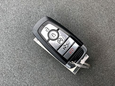 Used 2022 Ford F150 XLT w/ Equipment Group 302A High image 6