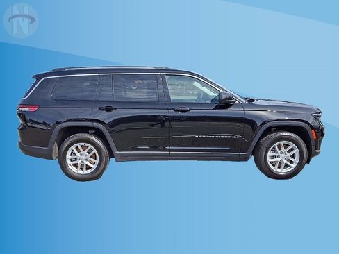 Certified 2023 Jeep Grand Cherokee L Laredo w/ Luxury Tech Group I image 9