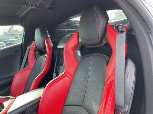 Used 2021 Chevrolet Corvette Stingray Preferred Cpe w/ 2LT image 8