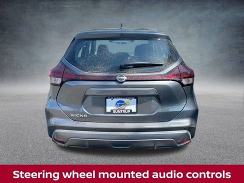 New 2025 Nissan Kicks Play S image 15