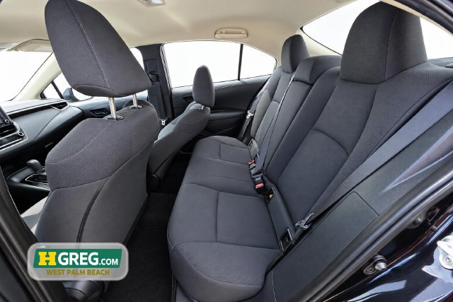 Used 2022 Toyota Corolla LE FWD image 12