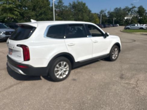 Used 2020 Kia Telluride LX FWD image 23