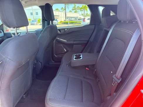 Used 2024 Ford Escape Active AWD/4WD image 9