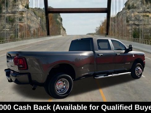 New 2026 RAM 3500 Lone Star AWD/4WD image 9