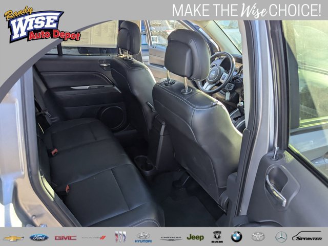 Used 2017 Jeep Compass High Altitude FWD image 19