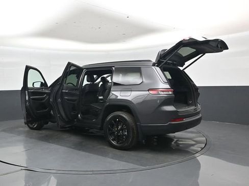 New 2026 Jeep Grand Cherokee L 4WD image 50