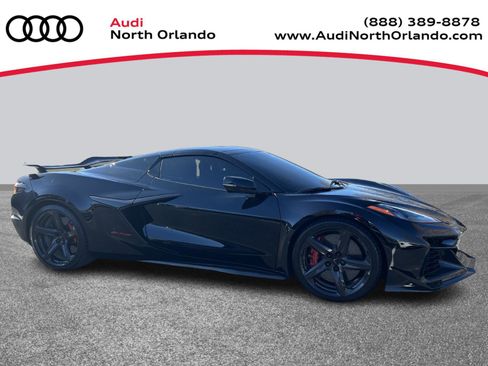 Used 2025 Chevrolet Corvette Z06 image 1