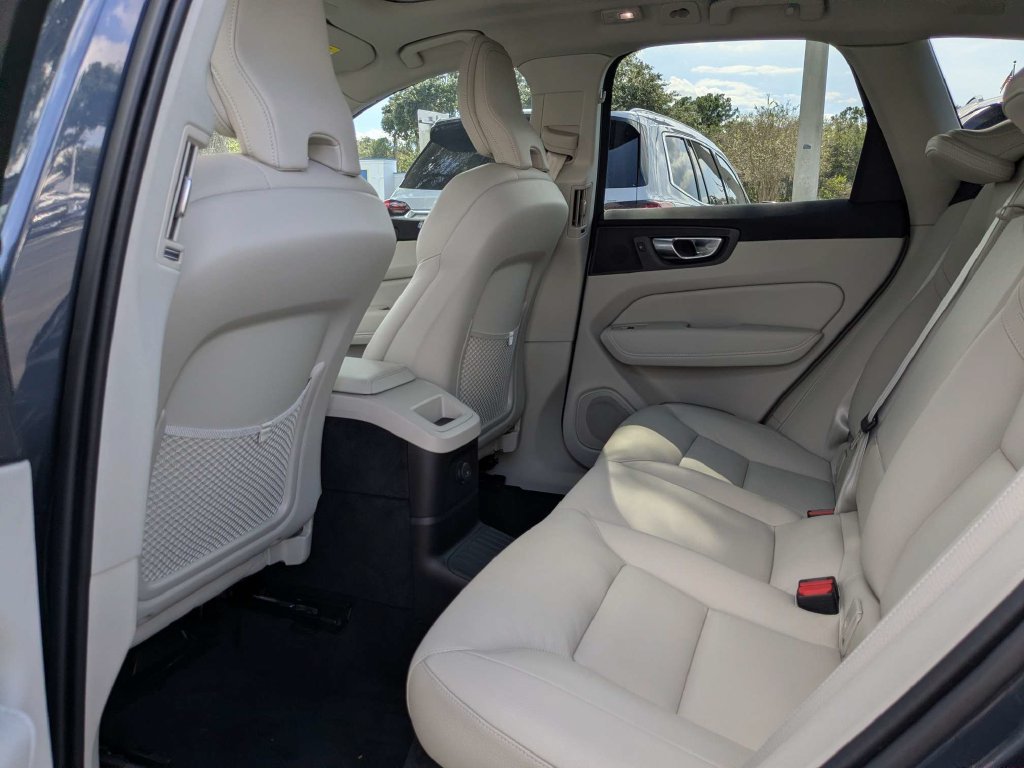 Used 2024 Volvo XC60 T8 Plus w/ Protection Package Premier AWD/4WD image 17