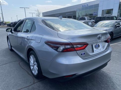 Used 2024 Toyota Camry LE image 5