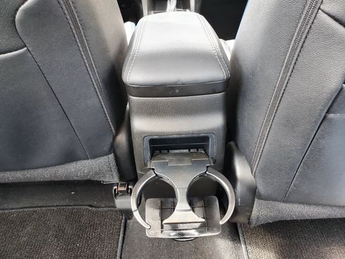 Used 2017 Toyota Corolla SE FWD image 28