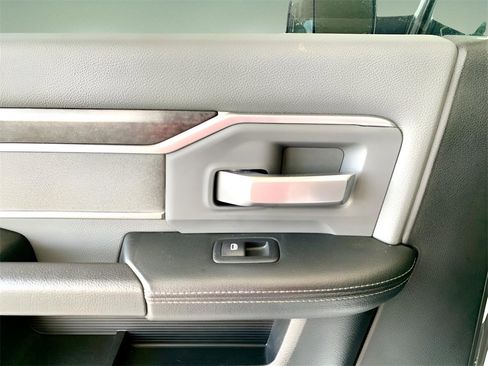 Used 2020 RAM 2500 Big Horn image 20