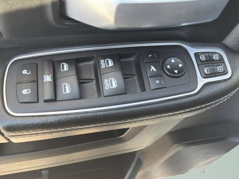 Used 2024 RAM 2500 Big Horn image 19