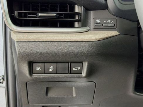 New 2026 Toyota Grand Highlander AWD image 10