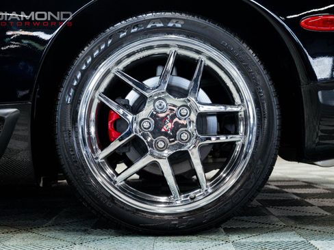 Used 2003 Chevrolet Corvette Z06 w/ Memory Package, 3 Drivers image 98