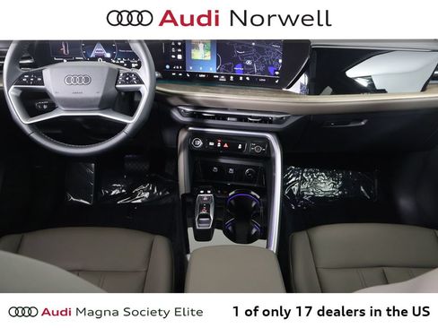 Used 2025 Audi Q5 Premium w/ Convenience Package AWD/4WD image 25