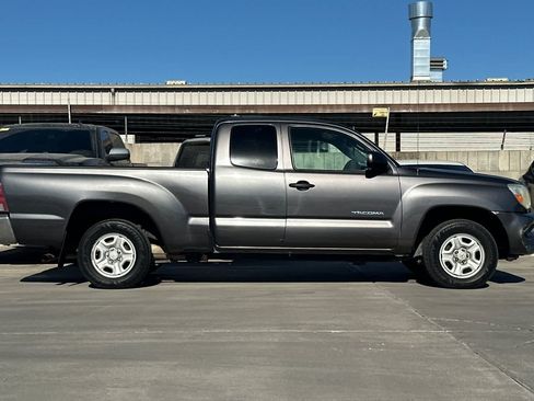 Used 2011 Toyota Tacoma 2WD Access Cab w/ SR5 Pkg #2 image 9