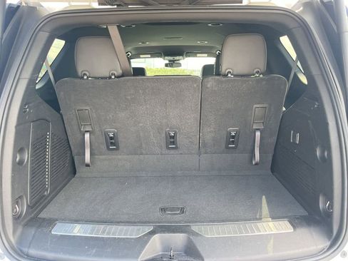 Used 2025 Chevrolet Tahoe Z71 AWD/4WD image 26